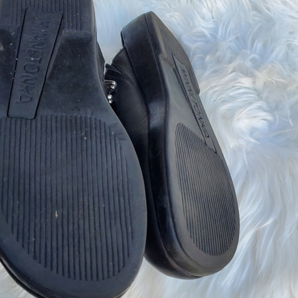 Minnetonka Black Leather Western Clogs 10 - Picture 5 of 7
